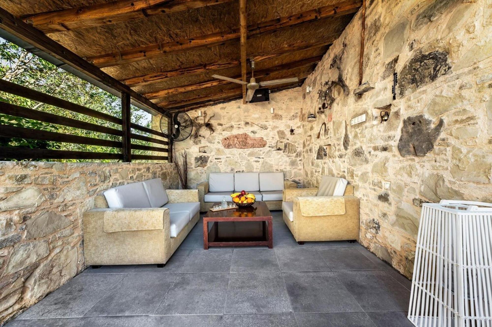 Kalouas Private Pool Villa *