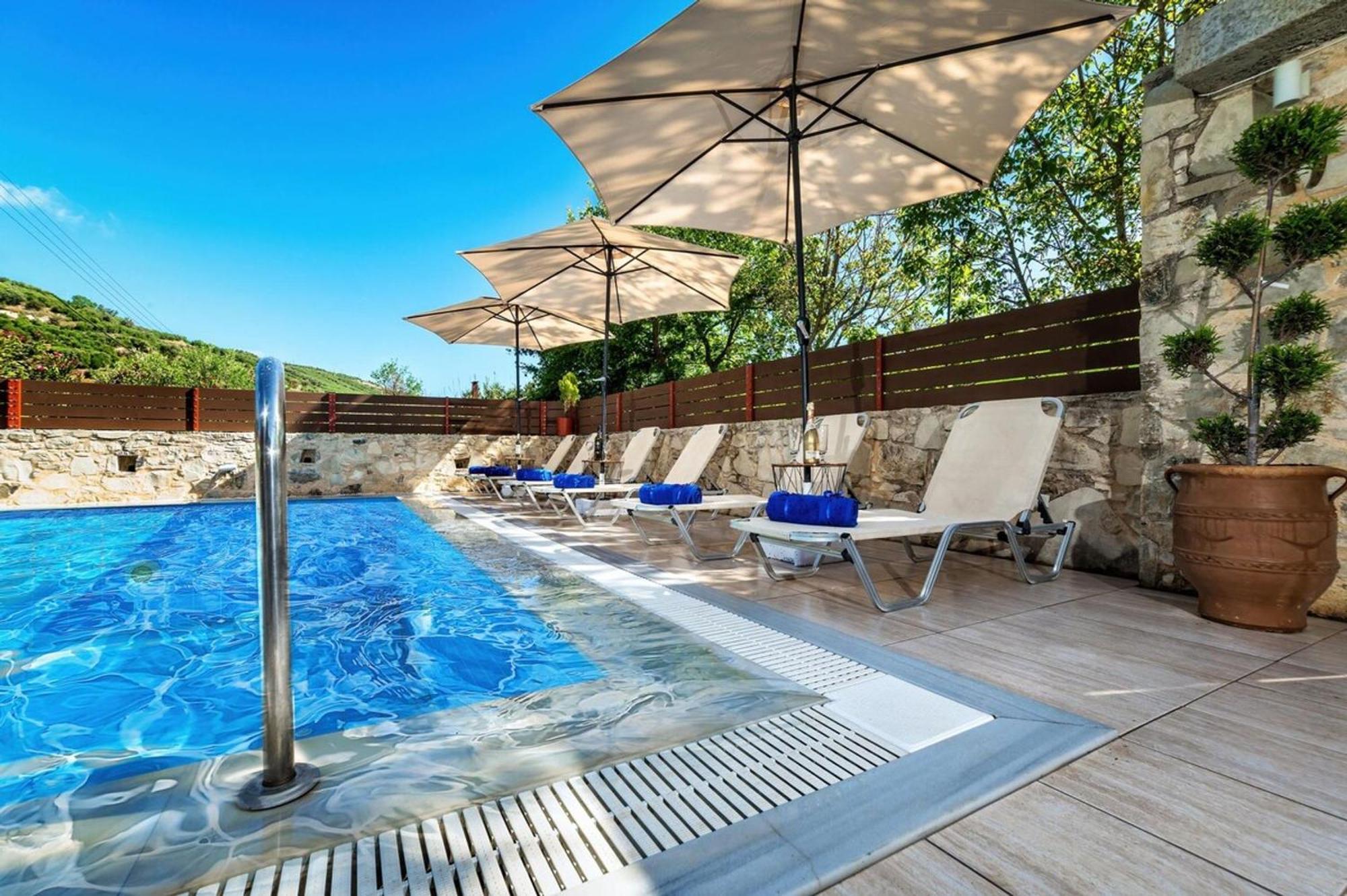 Kalouas Private Pool Héraklion